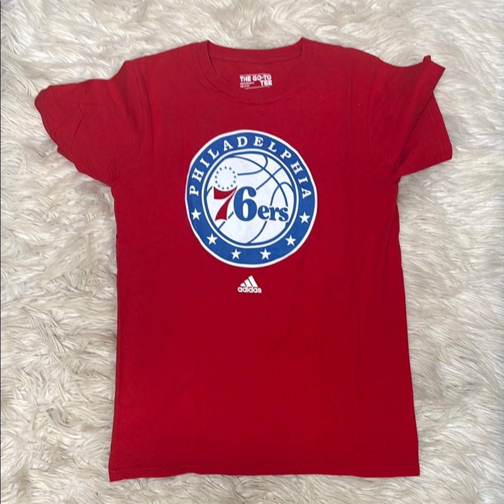 Philadelphia 76ers Tee
